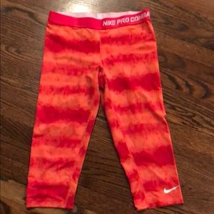 Nike pro combat cropped legging size Large